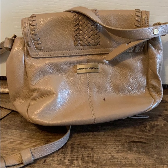 Alexis Hudson Messenger Bag - Picture 2 of 4